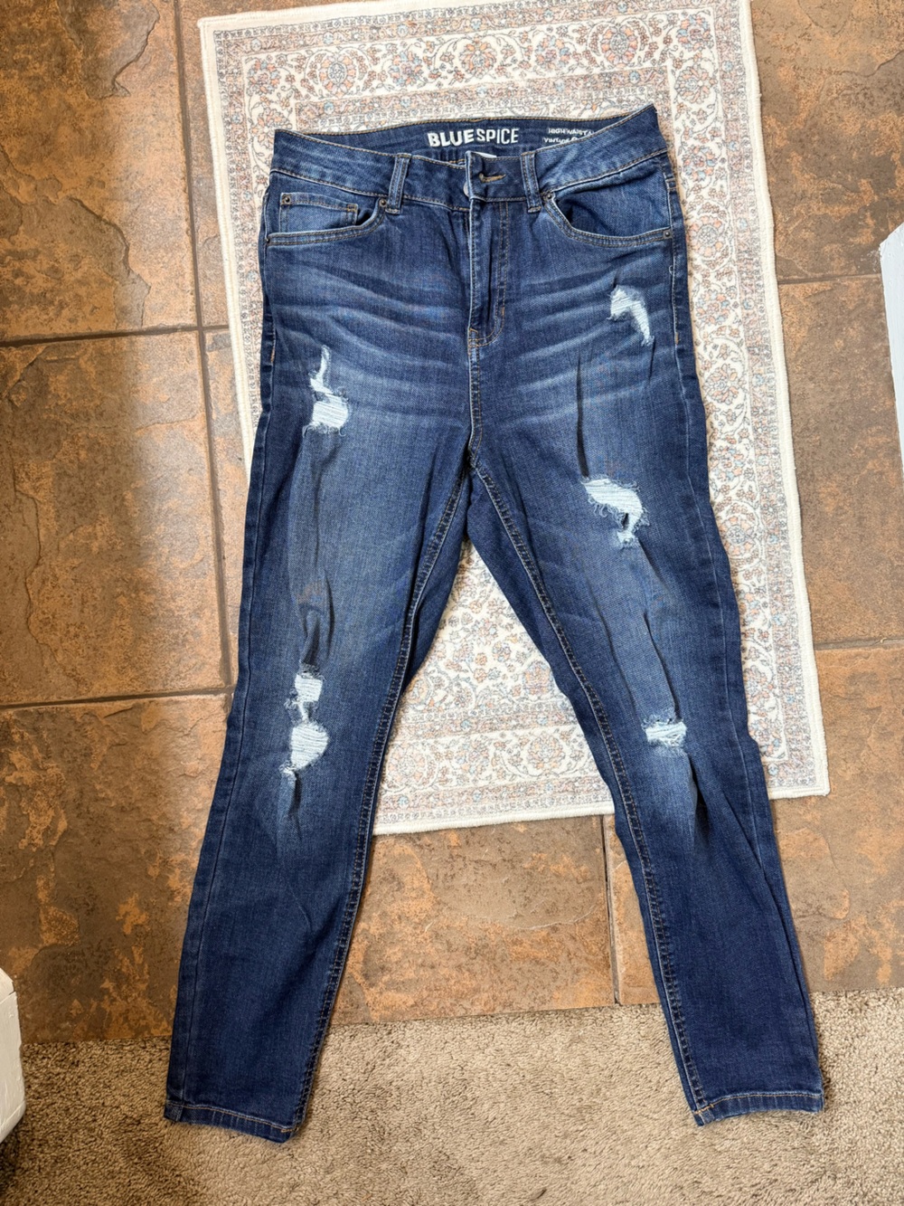 Blue Spice Dark Indigo Distressed ankle Jeans